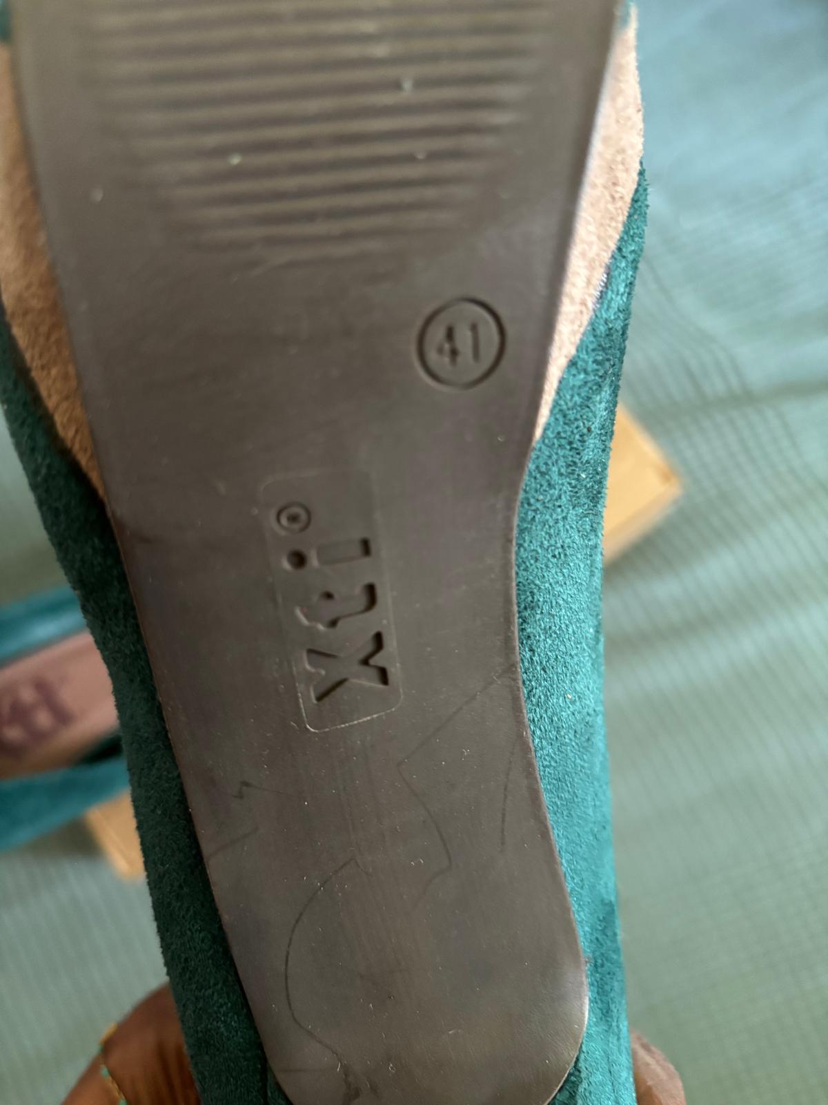 CHAUSSURE FEMMES ON D'AIN