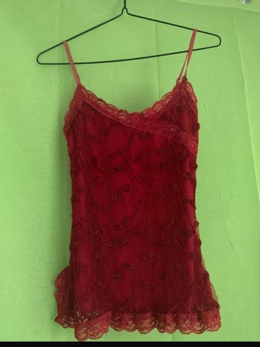Bluse d’été de taille S color rouge pailleté