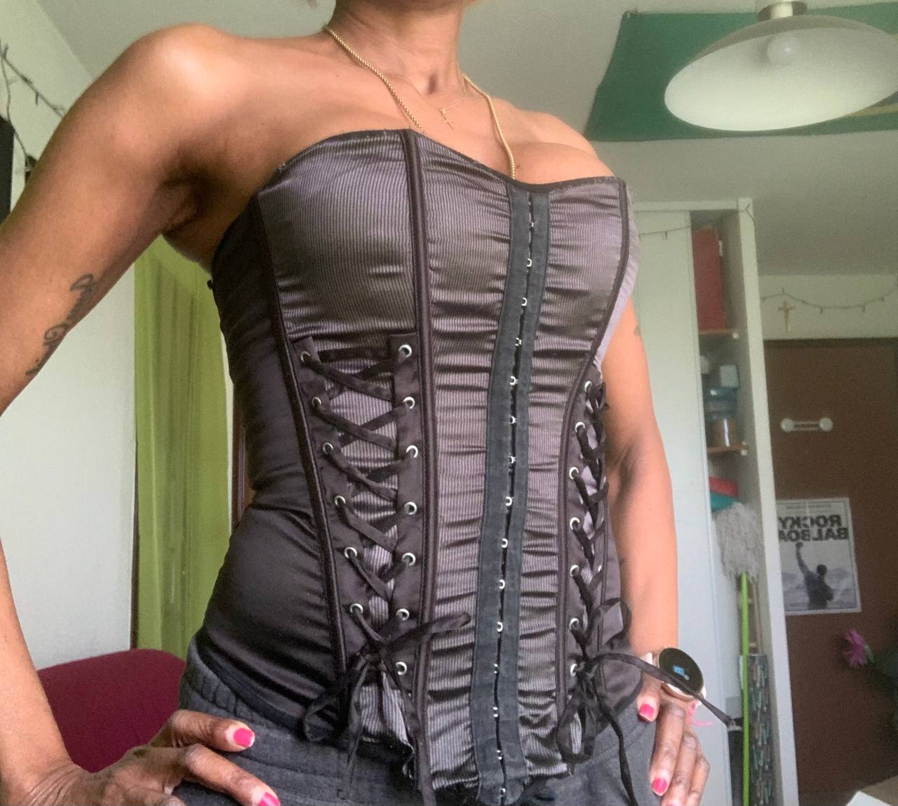 bustier corset noir et body lingerie