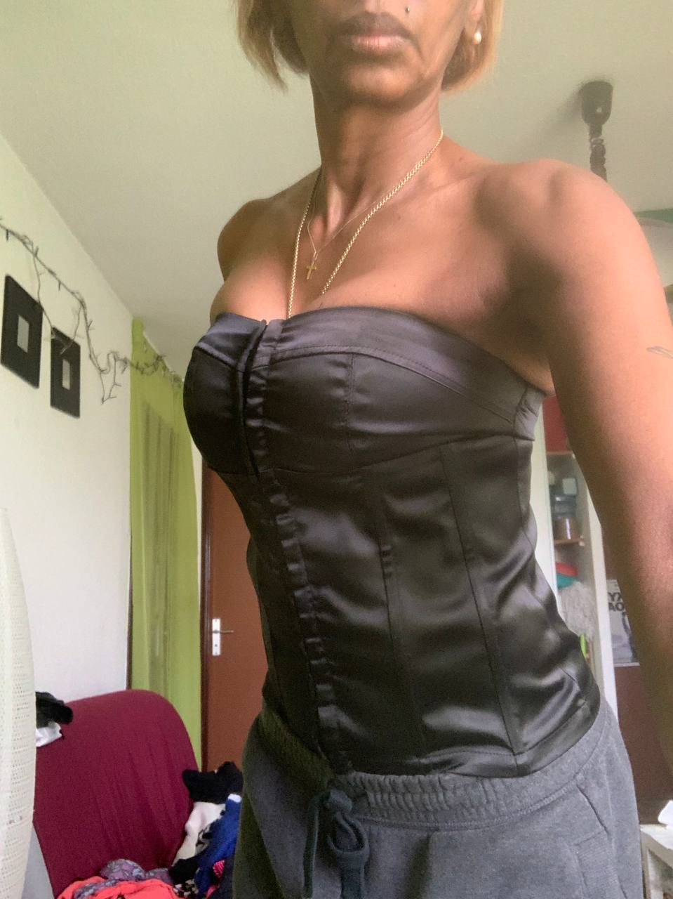 bustier corset noir et body lingerie