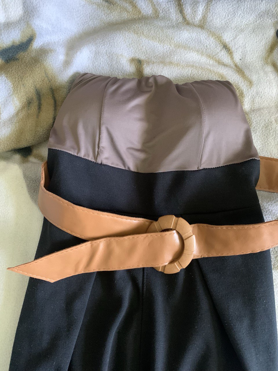 ROBE NOIR