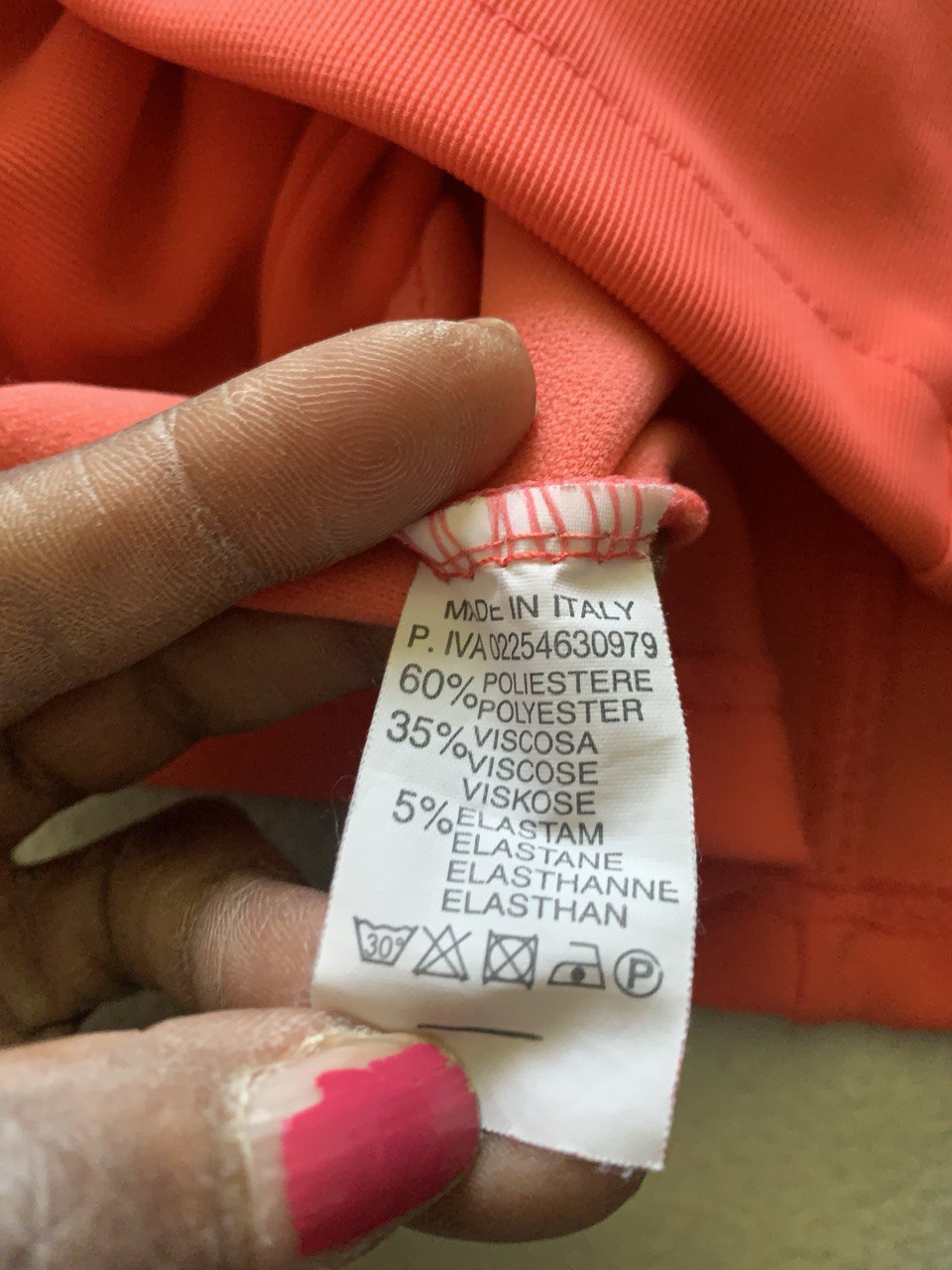 BLOUSE SANS MANCHE
