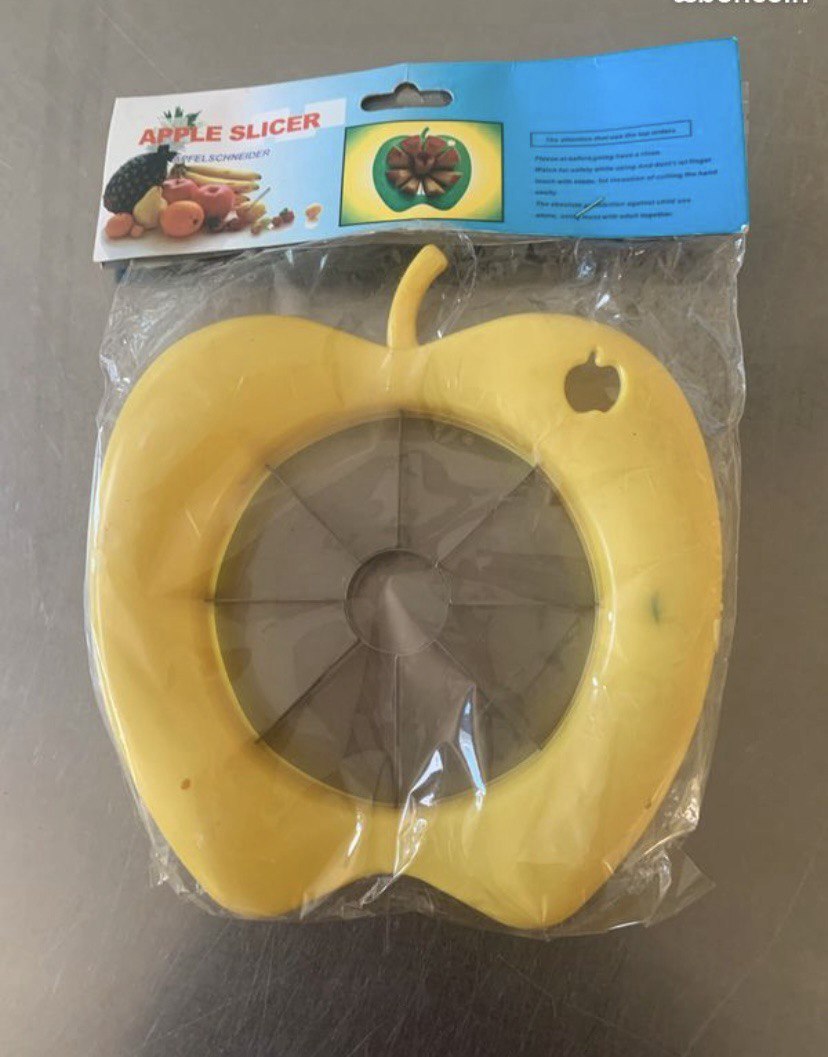 Apple slicer/ apple cutter