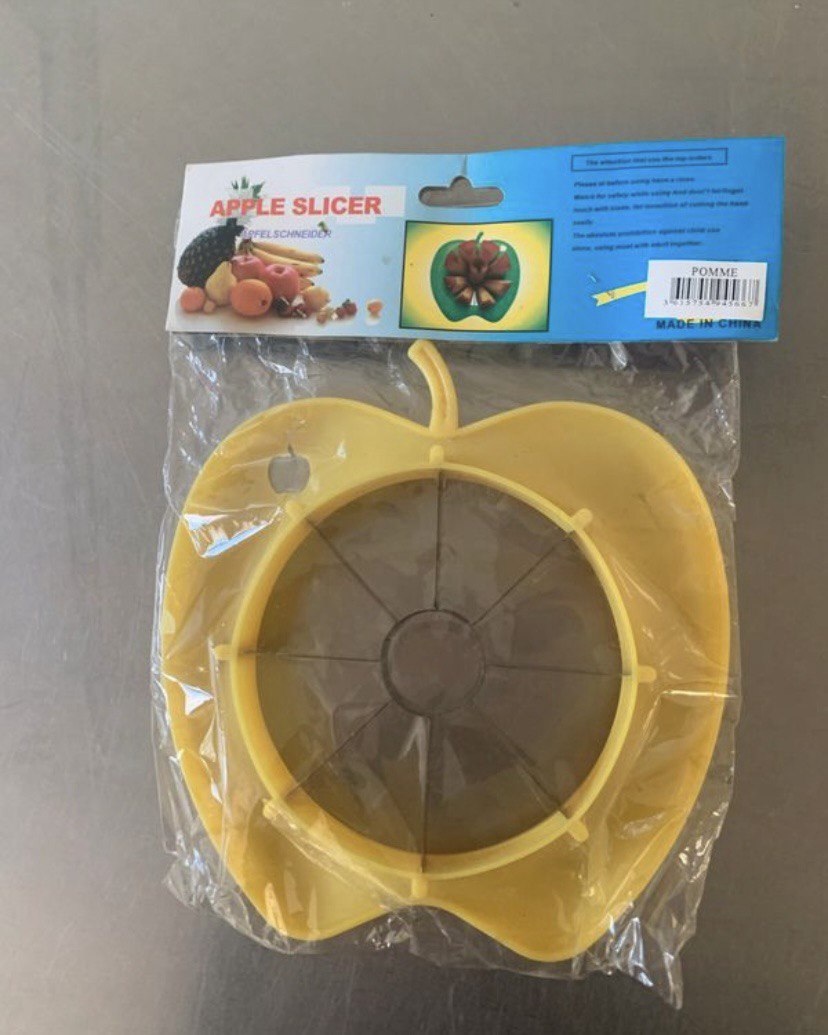 Apple slicer/ apple cutter