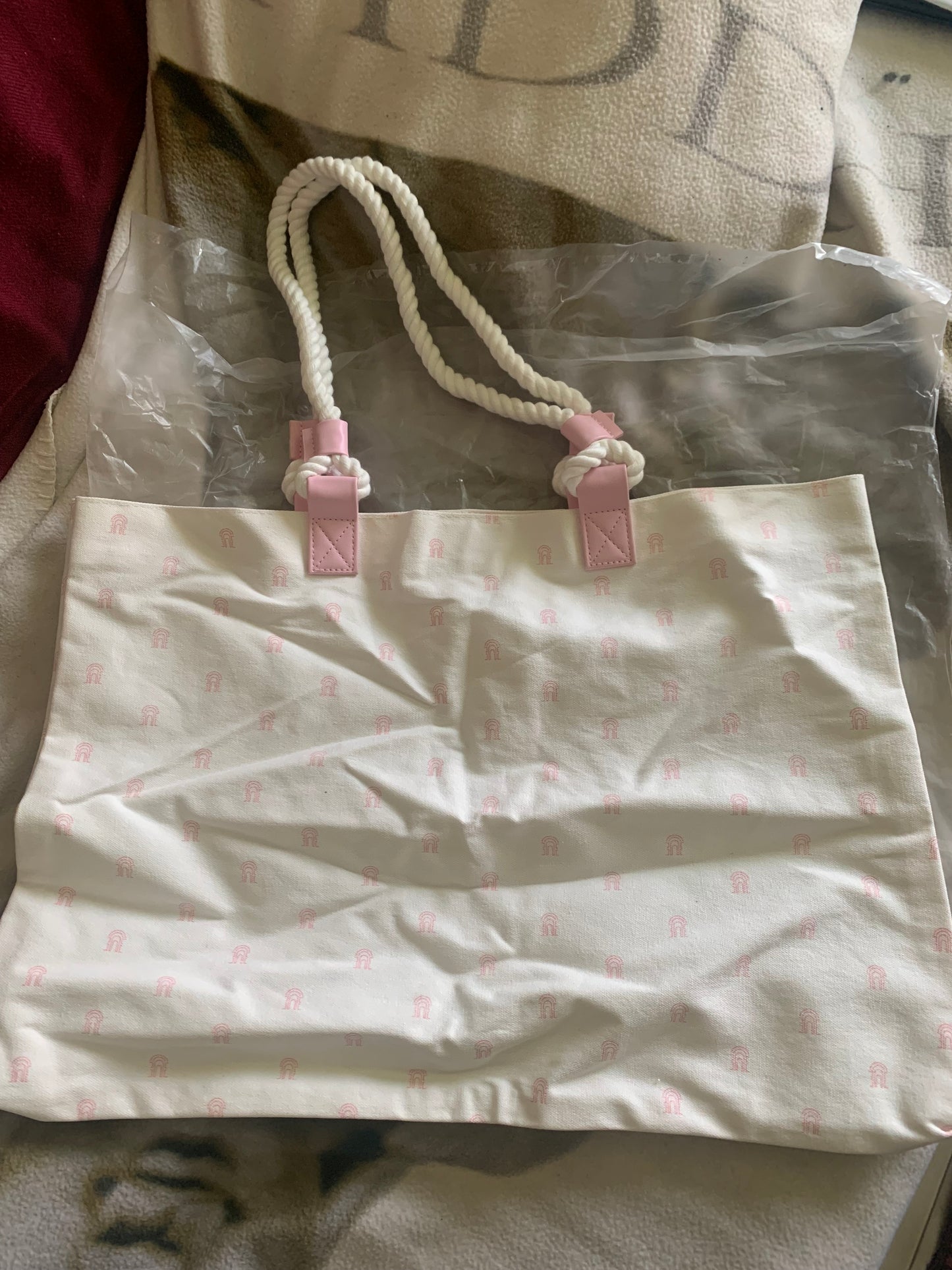 Sac caba rose et florist