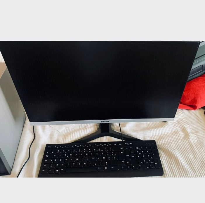 Unité Central Lenovo 2020 ordinateurs