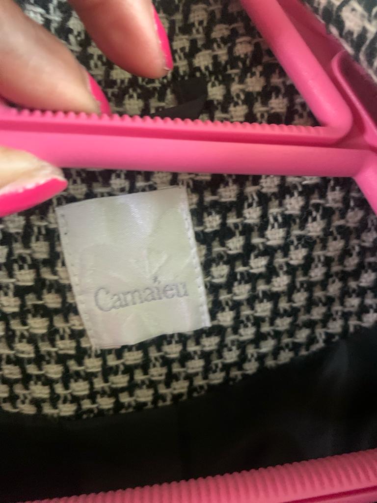 Manteau petit carré