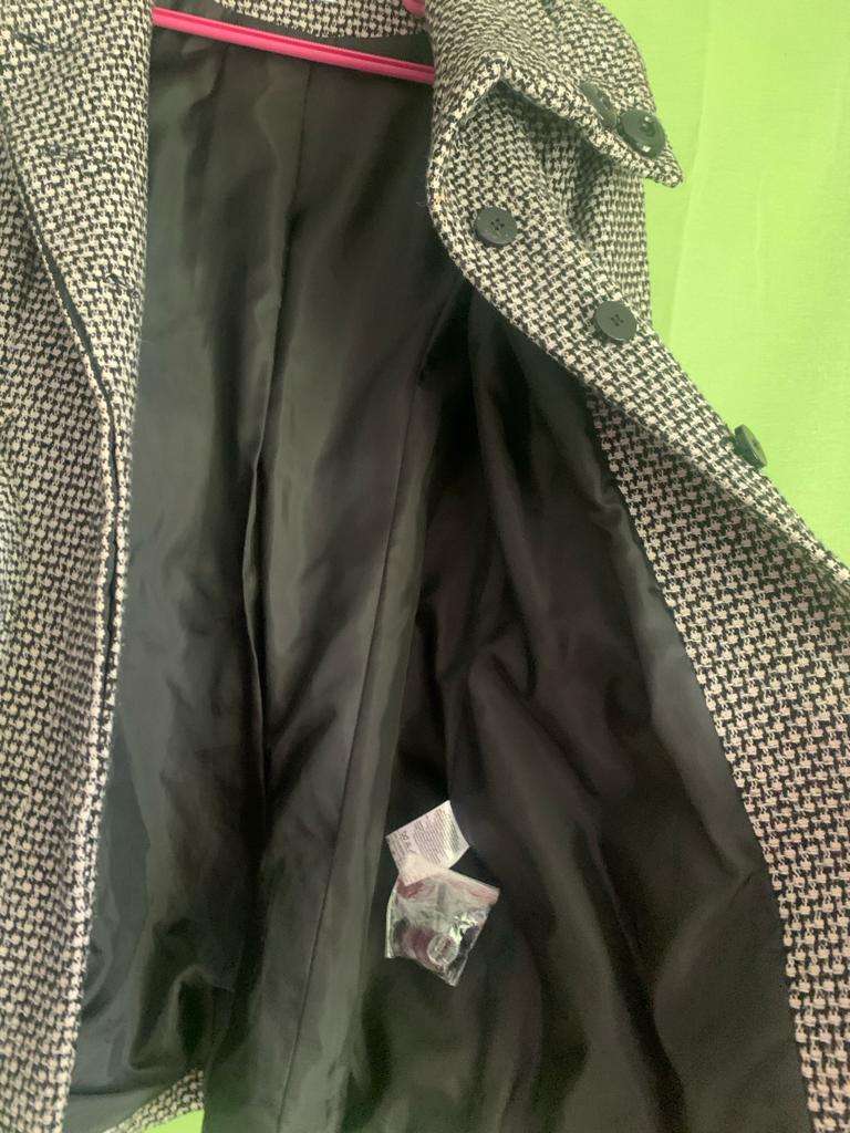 Manteau petit carré