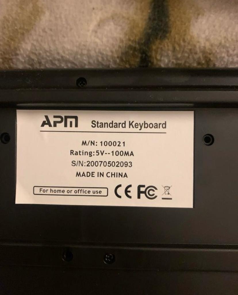 Compact keyboard / clavier compact