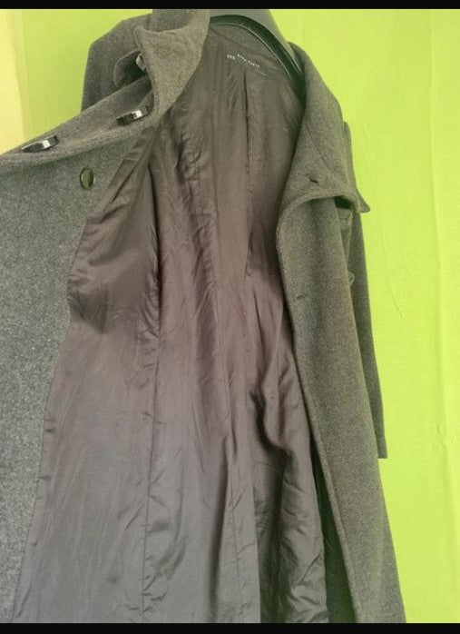 Manteau 🧥 noir de gros bouton