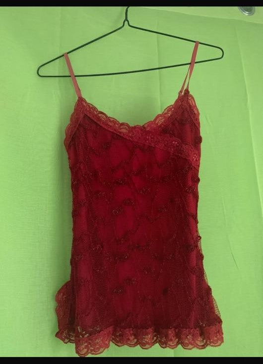 Bluse d’été de taille S color rouge pailleté