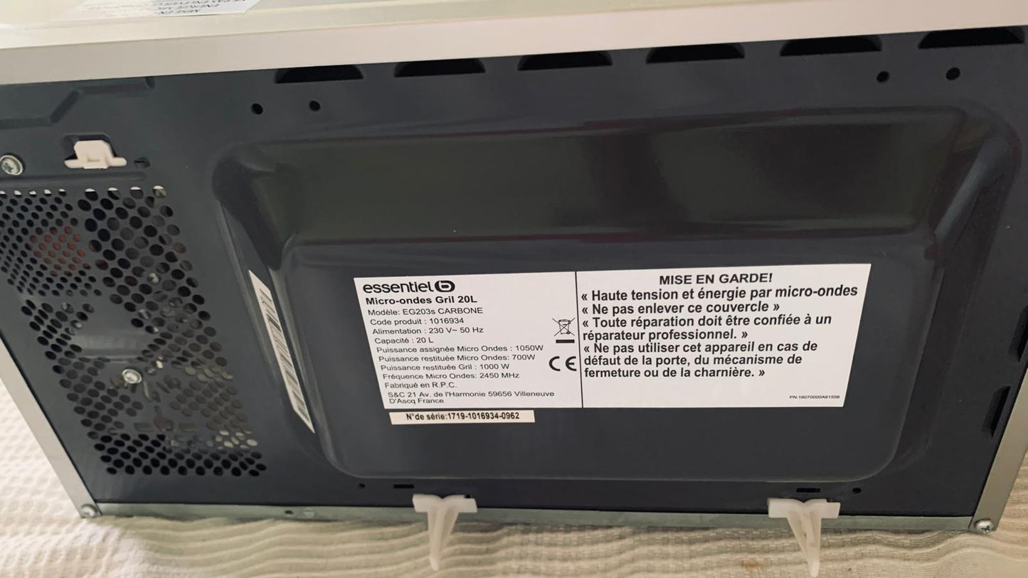 MICRO-ONDES ESSENTIEL