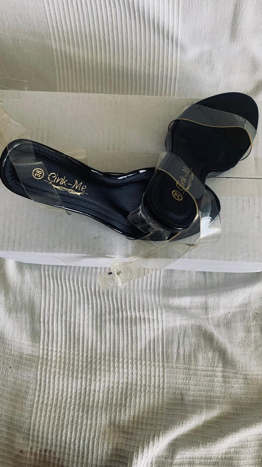 chaussures noires à talons 👠 carré