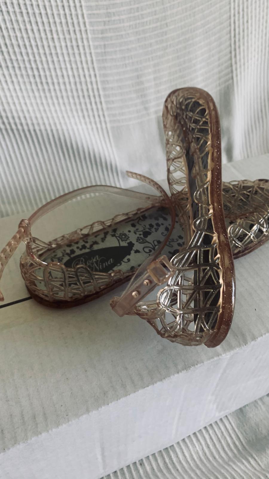 BAILARINE TRANSPARENTE