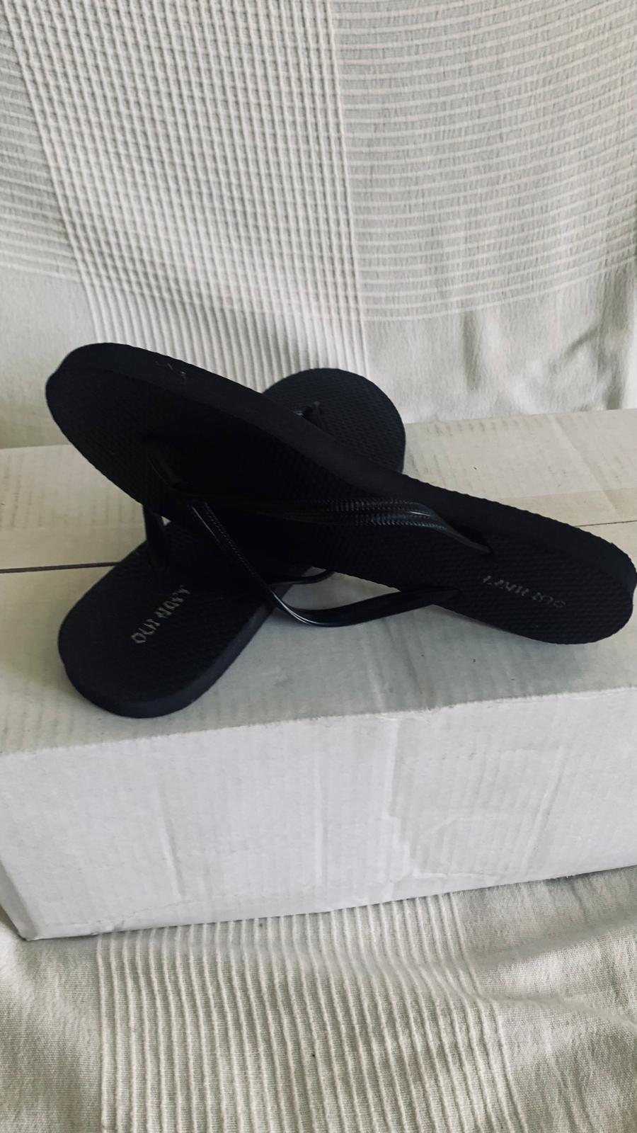 FLIP FLOP BLANC ET NOIR