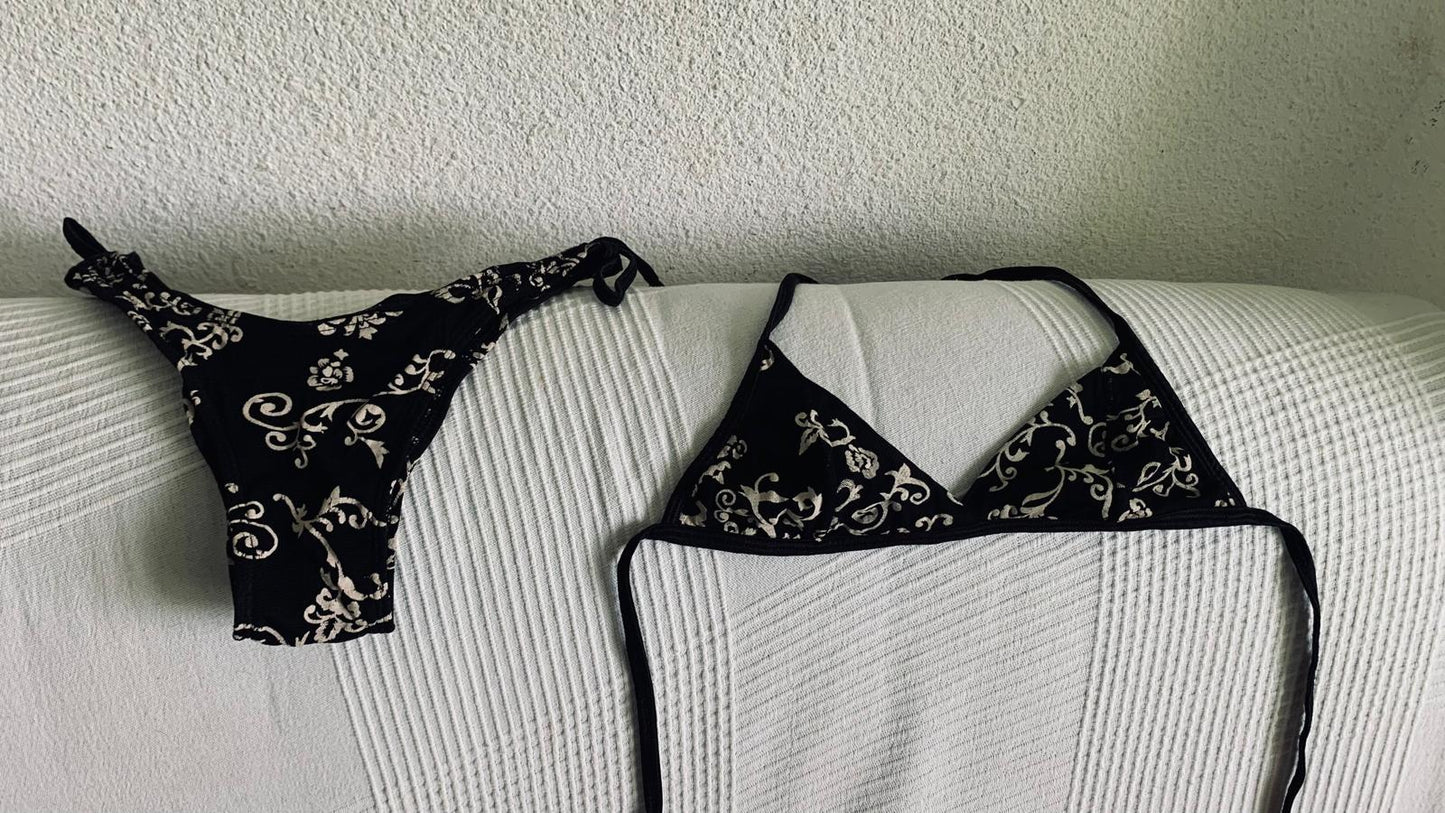 MAILLOT BRÉSILIEN DE BAINS UNE PIÈCE ET UN BIKINI 👙