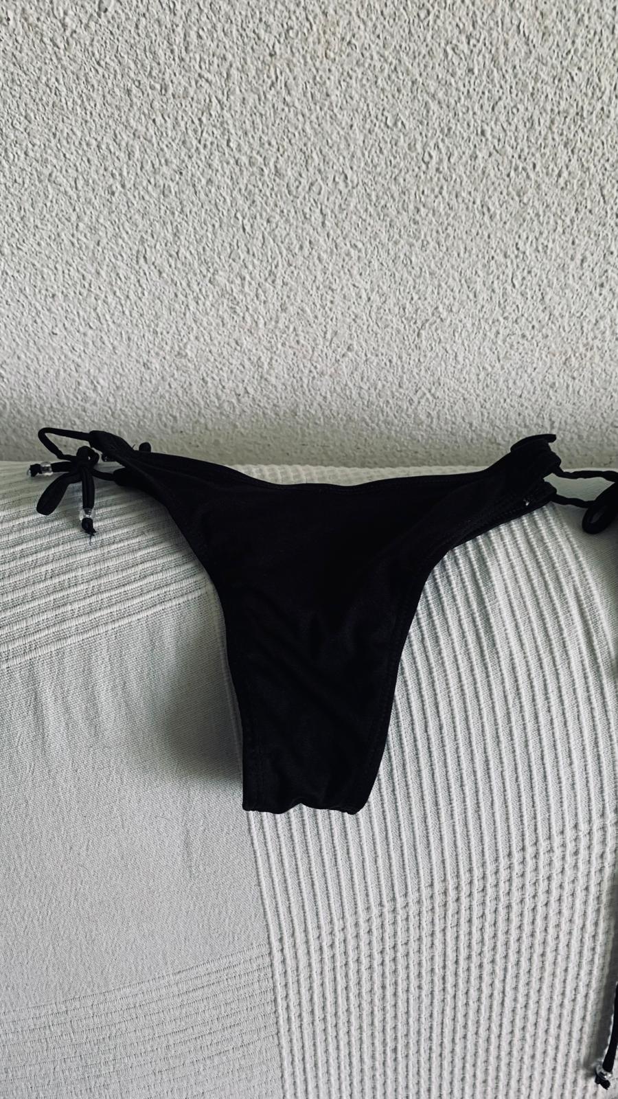 BIKINIS BRÉSILIEN POUR LA PLAGES