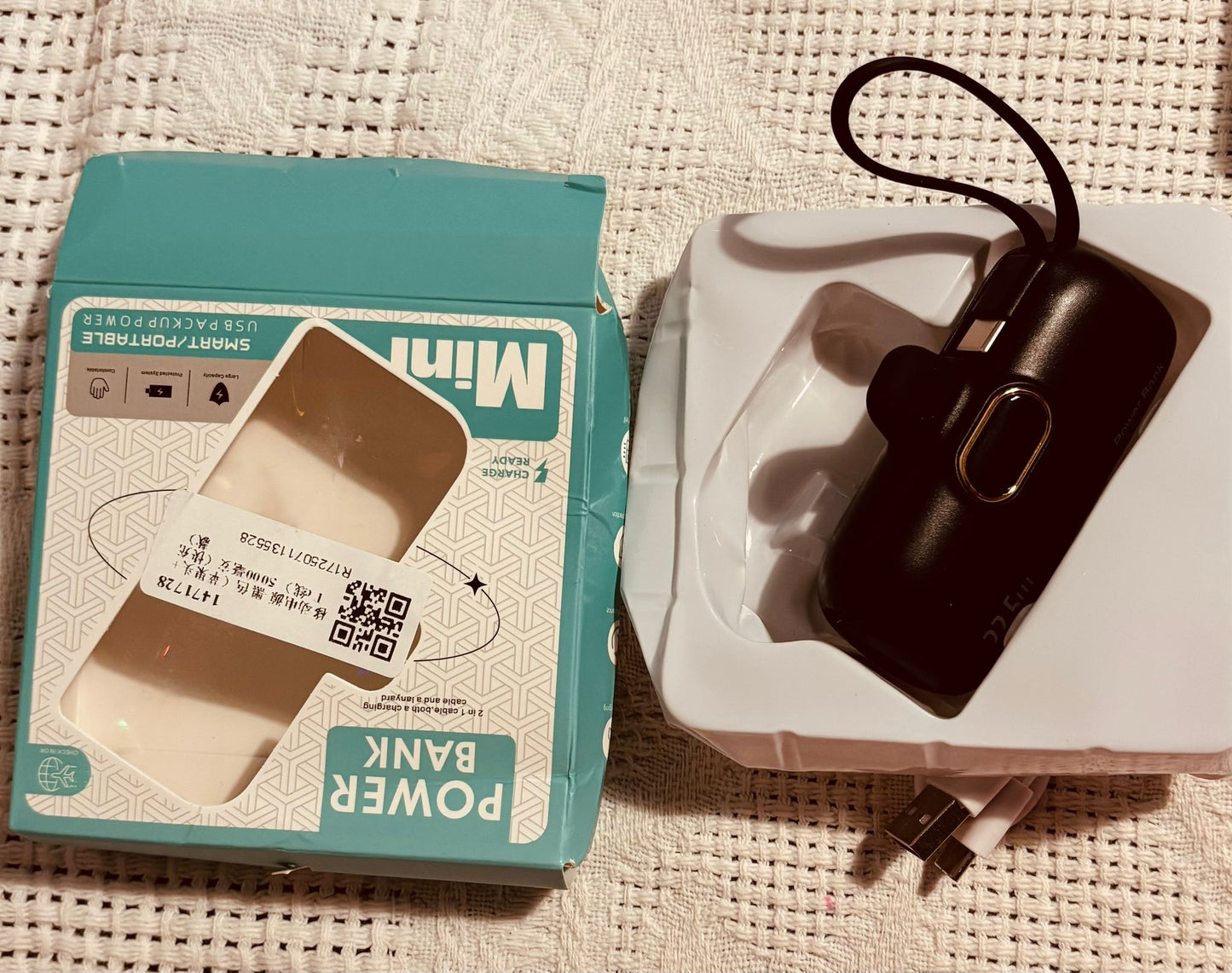 MINI CHARGEUR PORTABLE