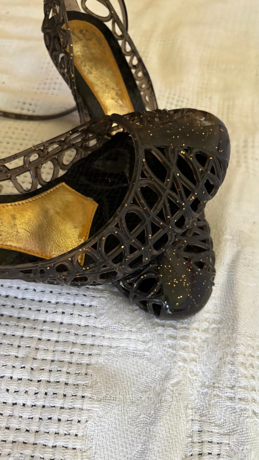 CHAUSSURES D'ÉTÉ