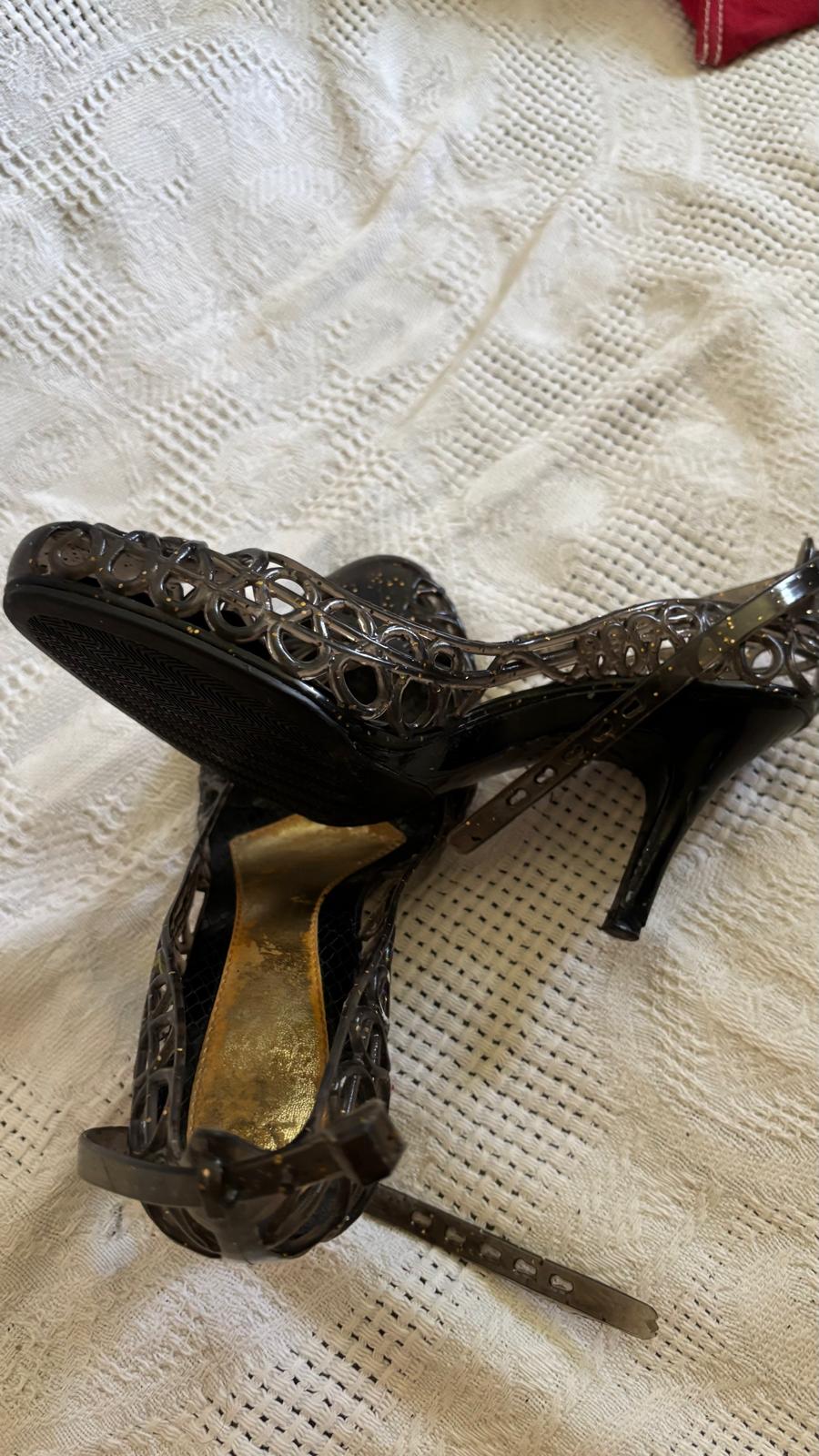CHAUSSURES D'ÉTÉ
