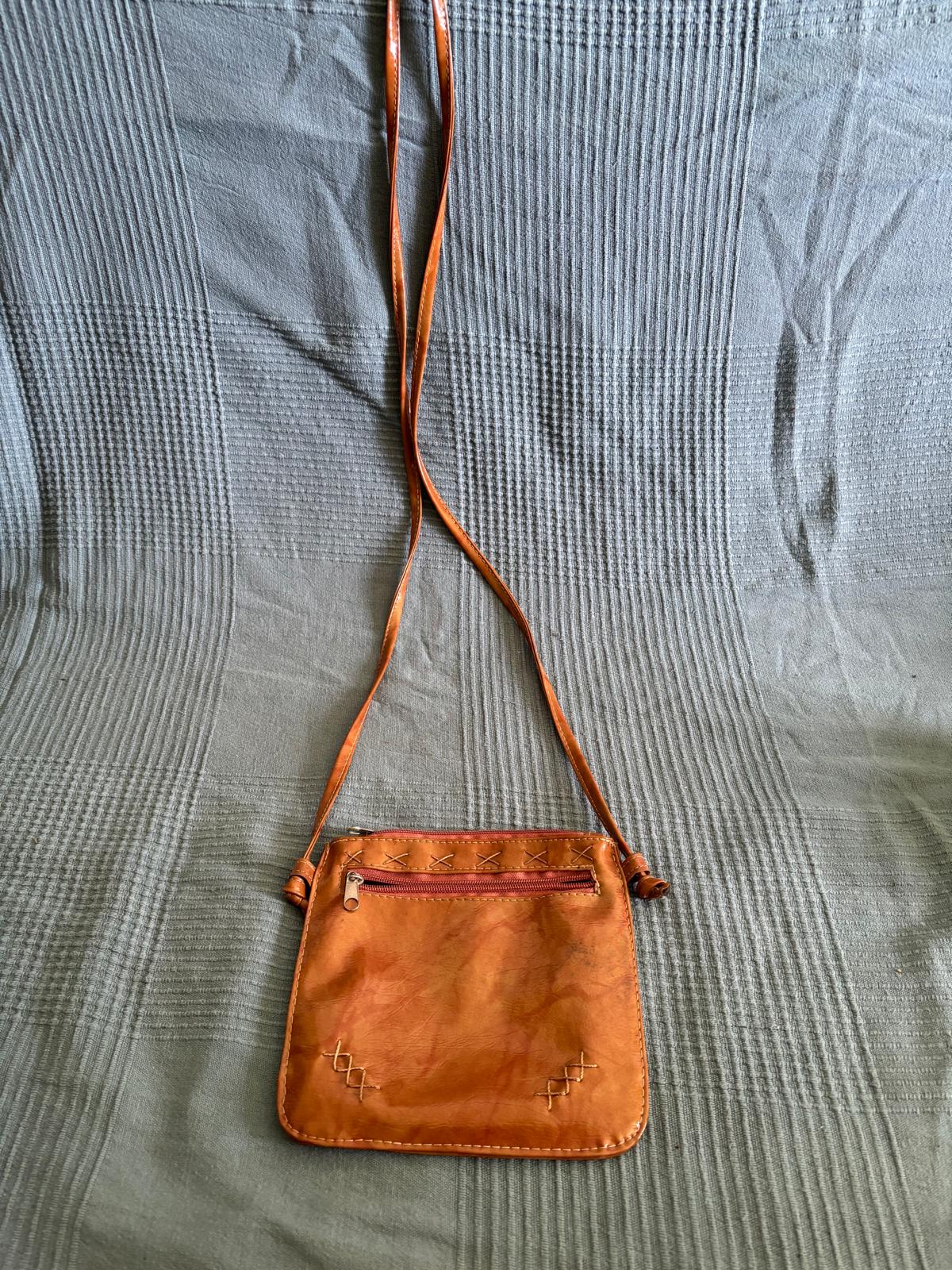 Sac on cuir pure faire de peau de vache