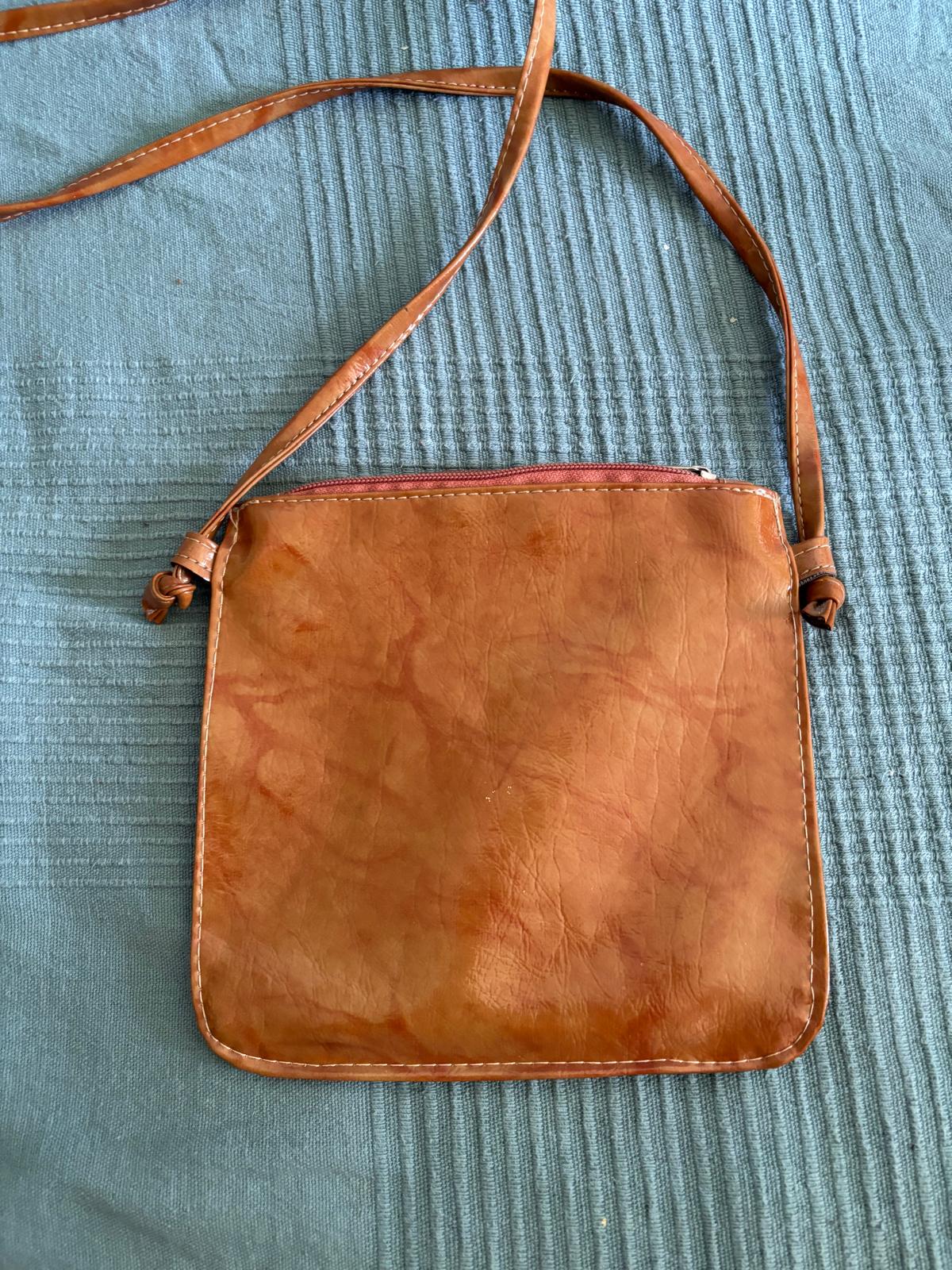 Sac on cuir pure faire de peau de vache
