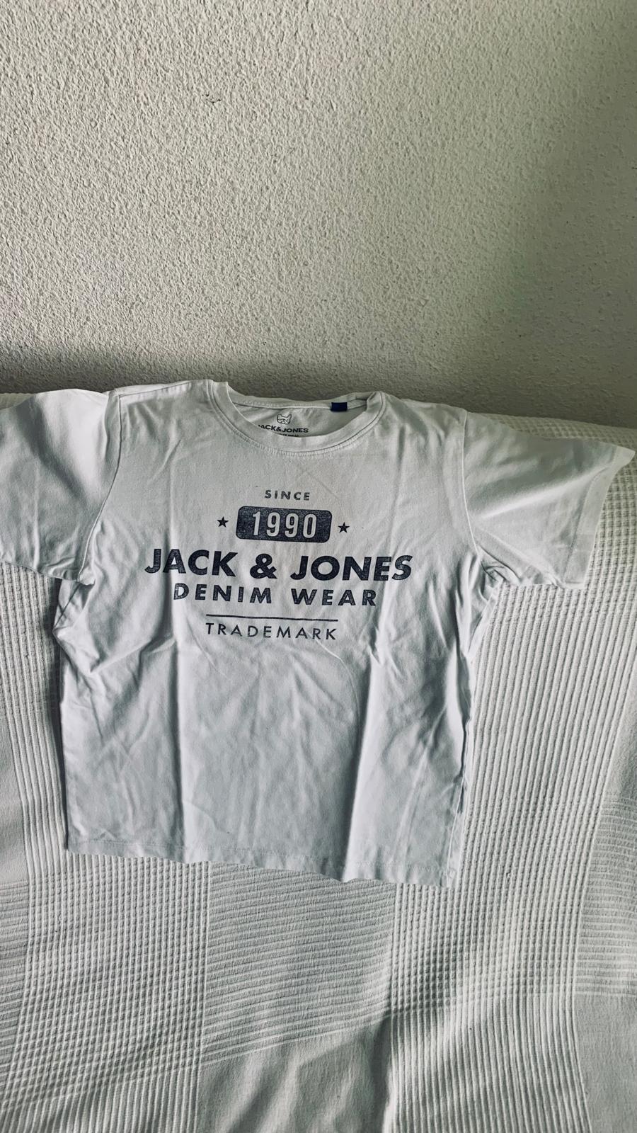 TEE-SHIRT DE MANCHE COURTE ENFANTS 🧒