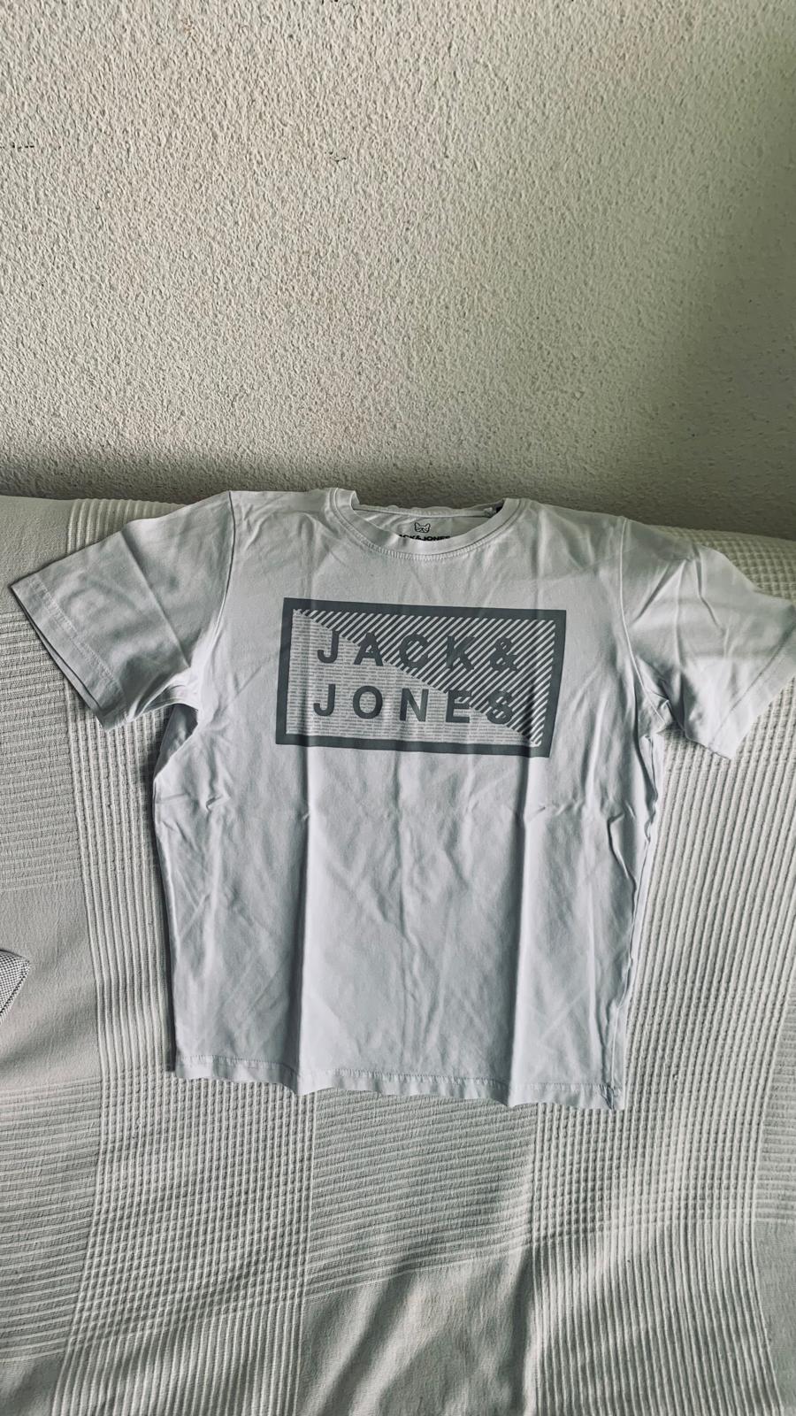 TEE-SHIRT DE MANCHE COURTE ENFANTS 🧒