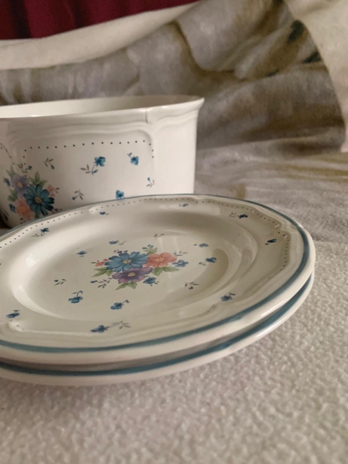 Vaisselle variée collecteur A FLEURS