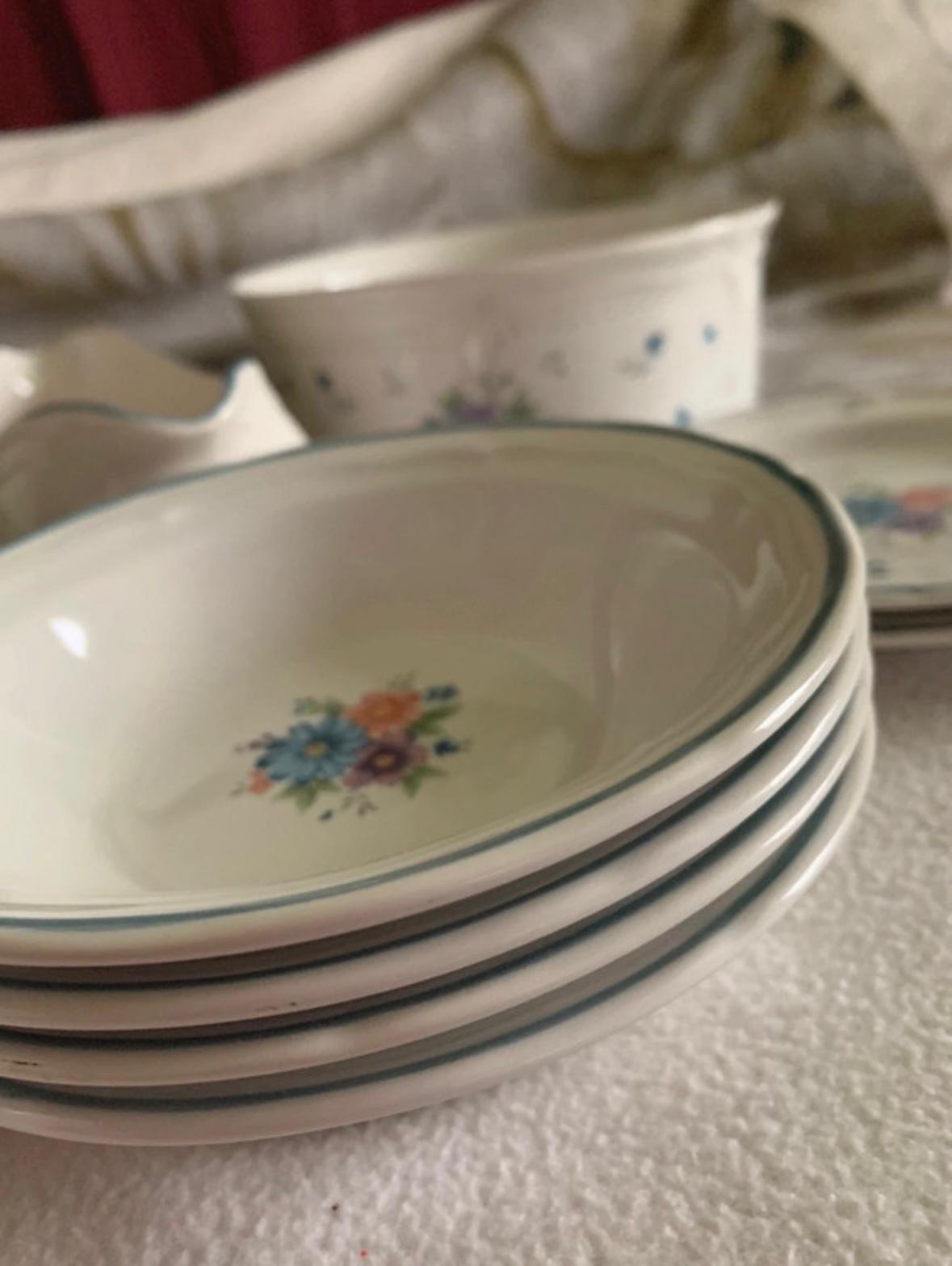 Vaisselle variée collecteur A FLEURS