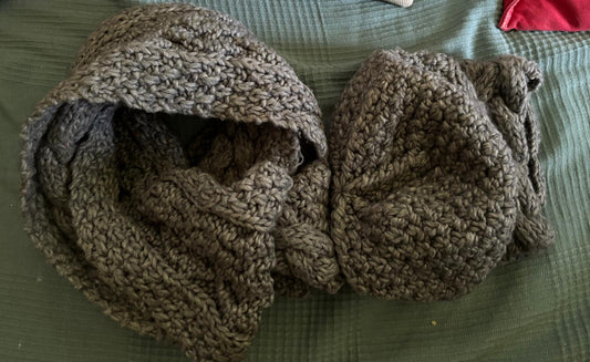 ÉCHARPE  ET BONNET