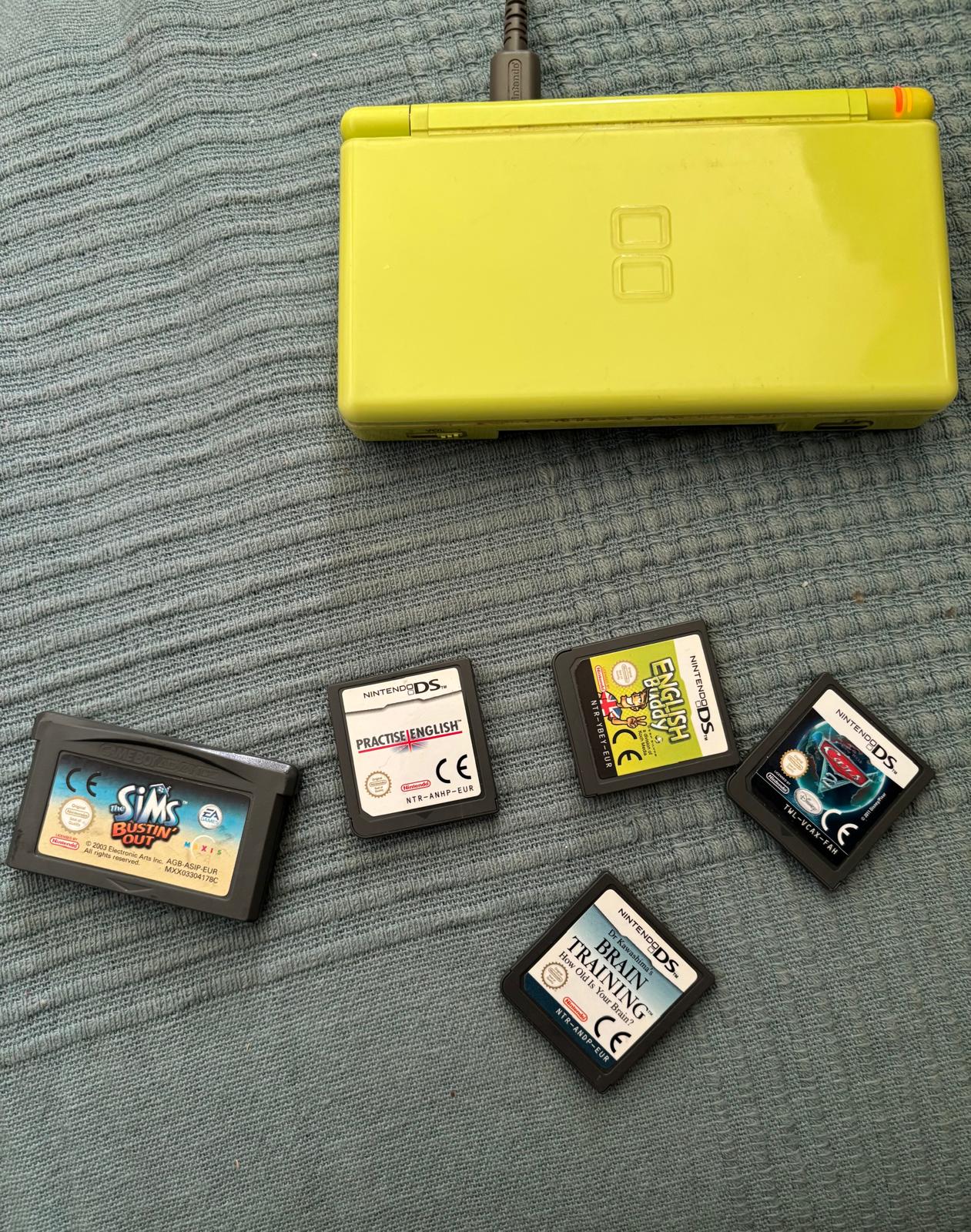 NINTENDO DS LITE