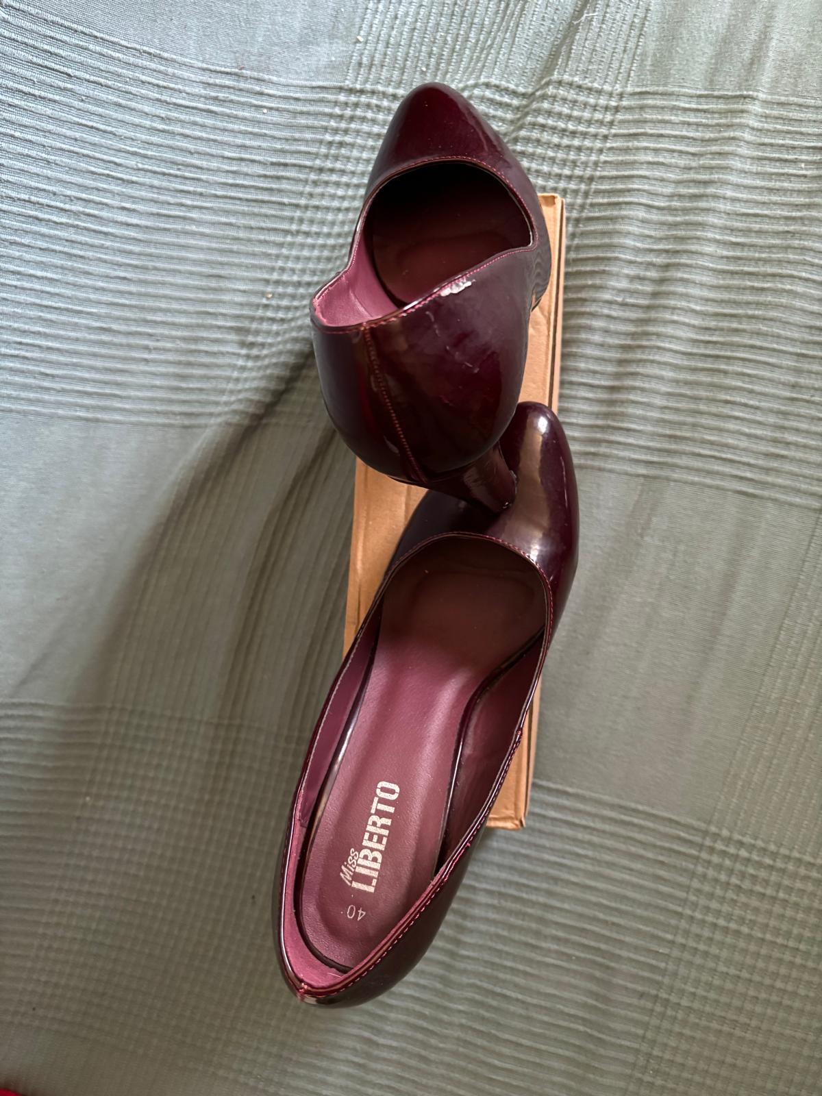CHAUSSURE FEMMES ON D'AIN