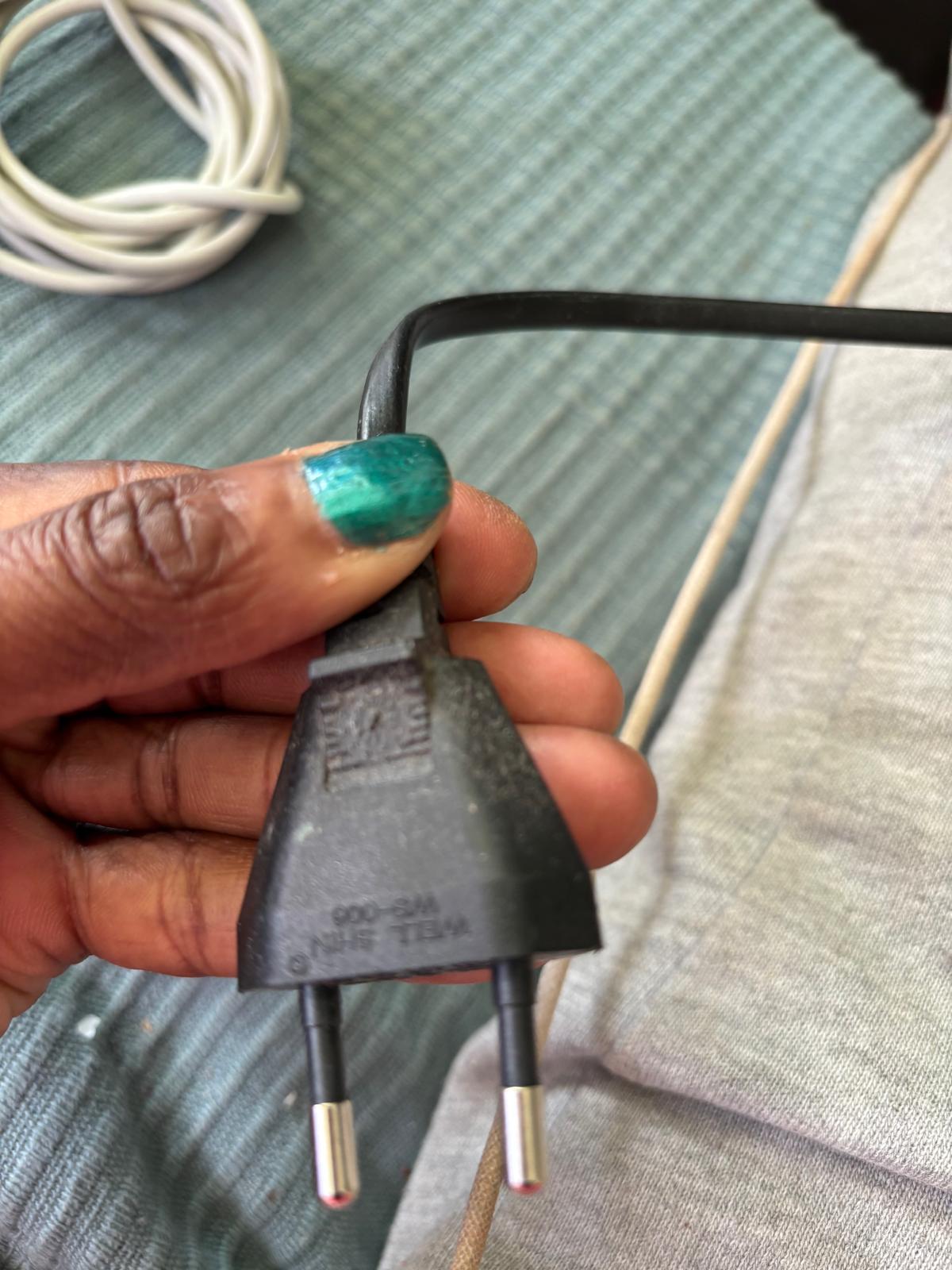 CHARGEUR PORTABLE