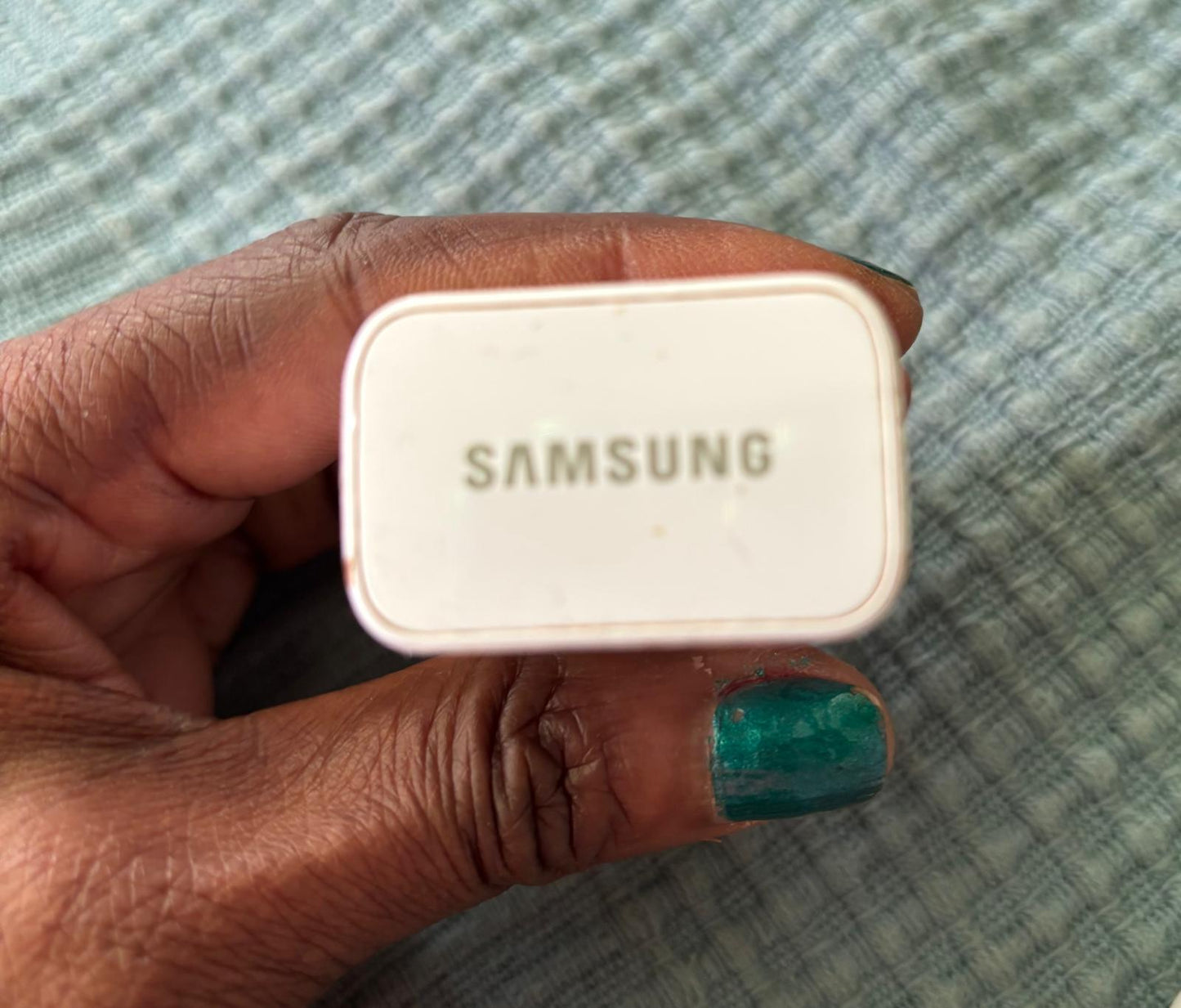 CHARGEUR PORTABLE
