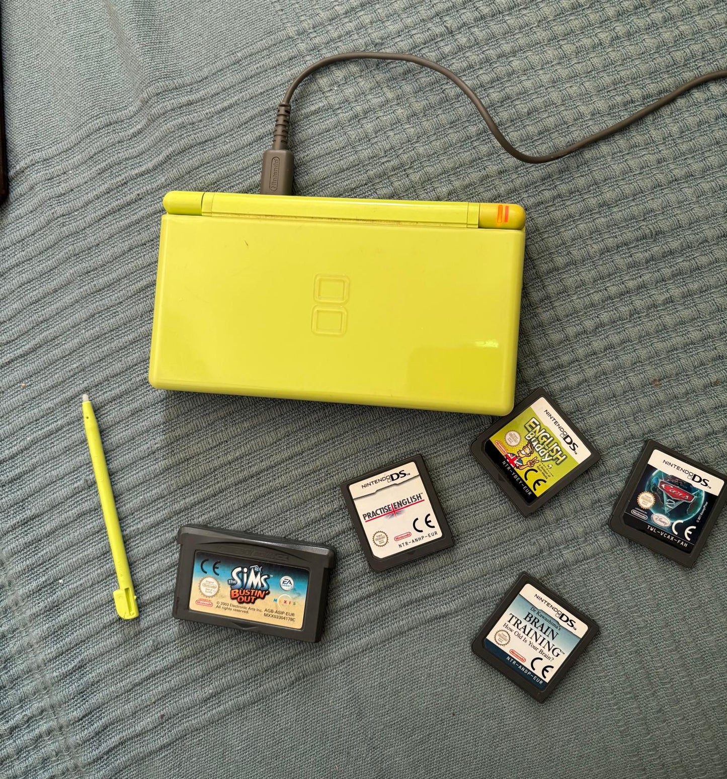 NINTENDO DS LITE