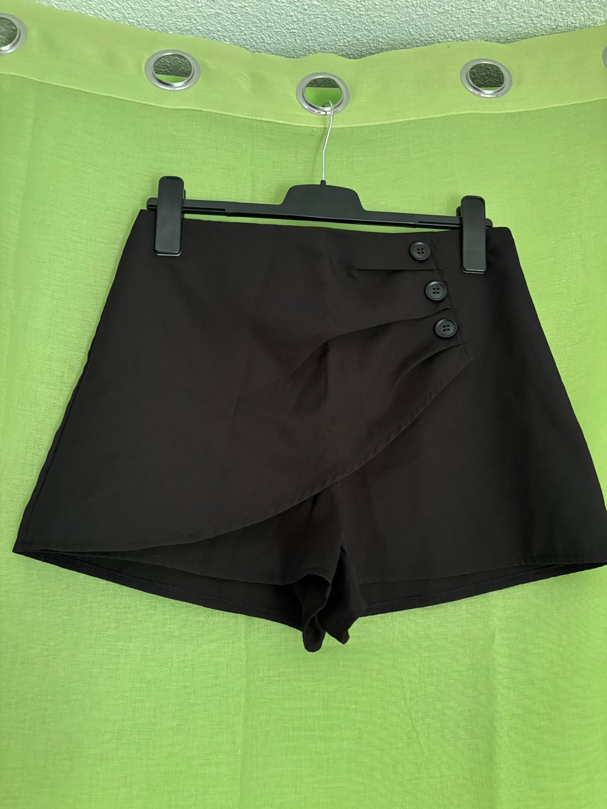 SHORT ET SALPÊTRE