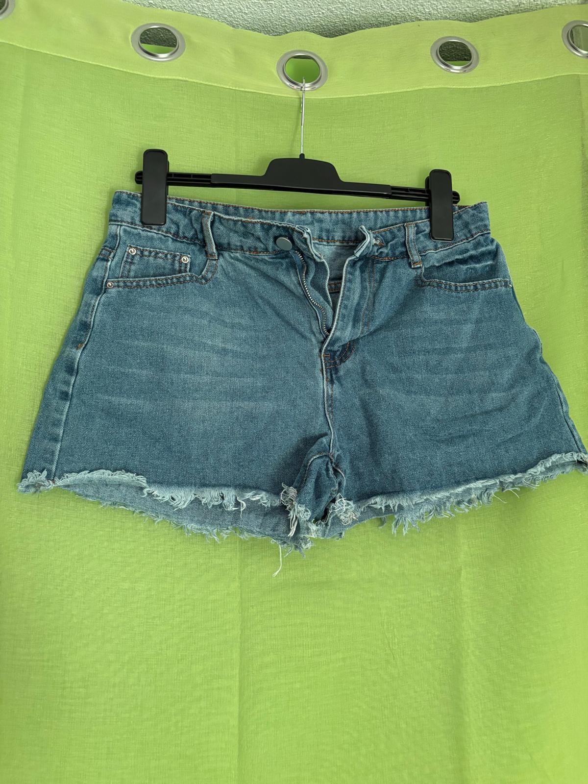 SHORT ET SALPÊTRE