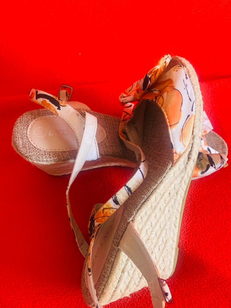 Chaussurefloris en canisses