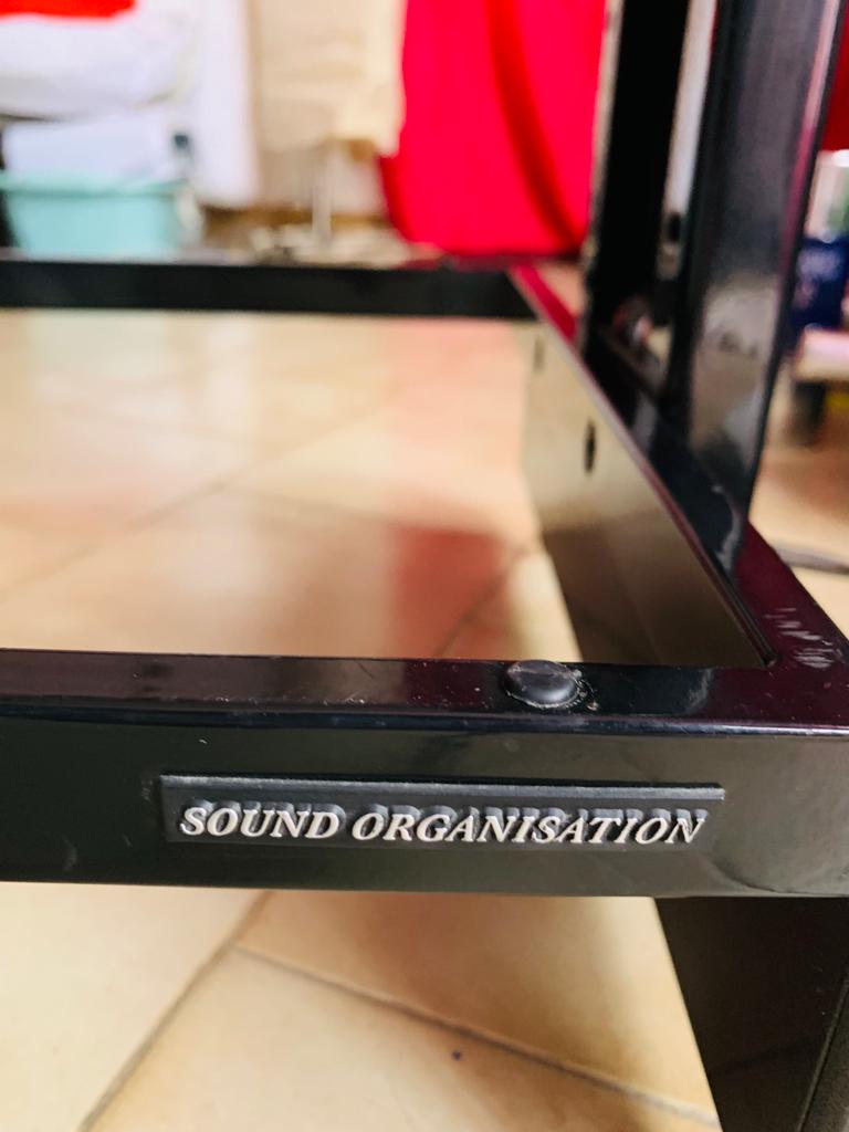 CABINET FOR SOUND, DVD OR OTHER BLACK IN VERY PRACTICAL GLASS